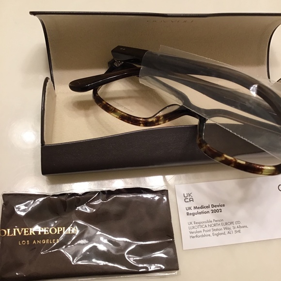 OLIVER PEOPLES PARCELL SQUARE SUNGLASSES - Picture 13 of 16